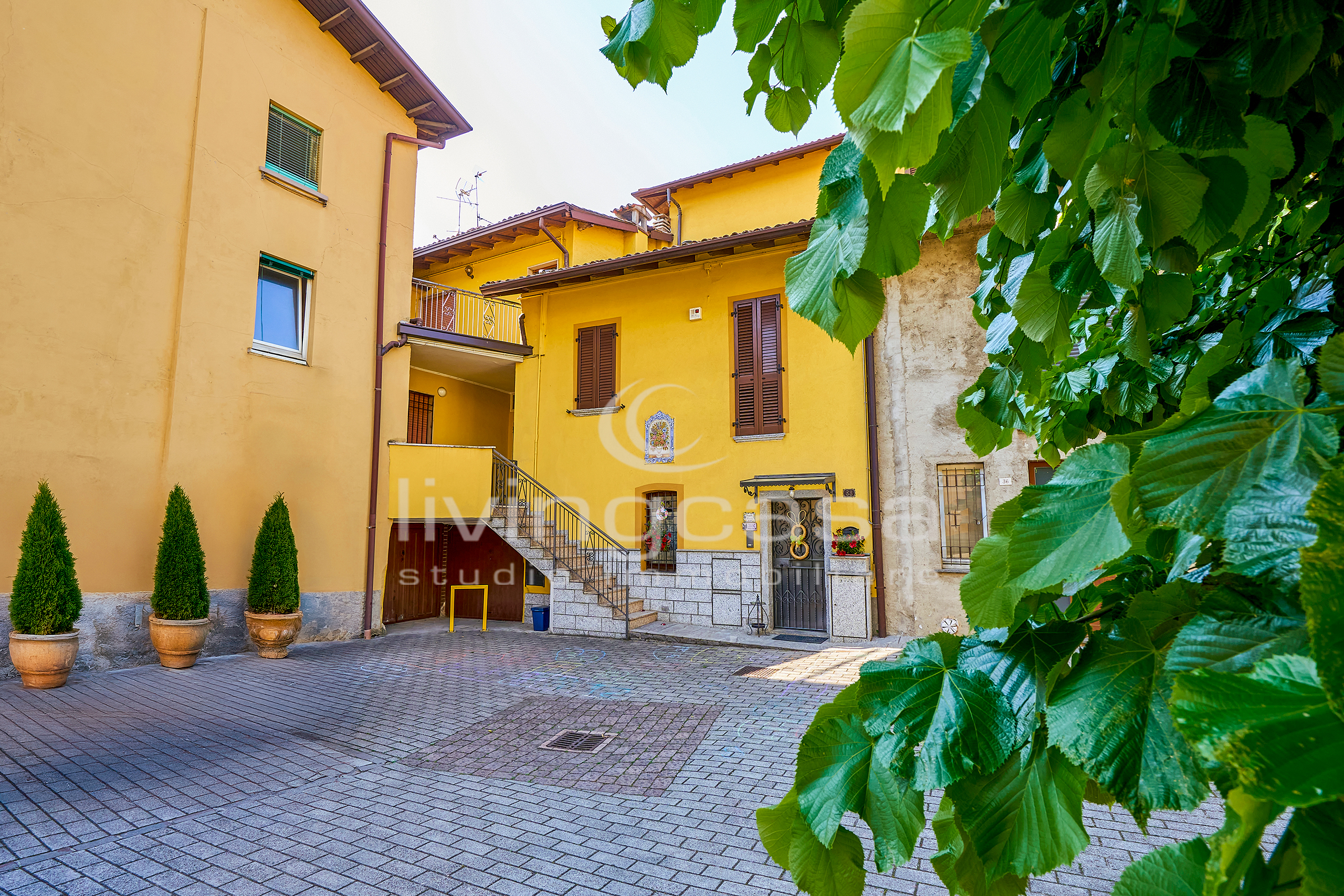 A PORTOFERRAIO, A 400 M DAL MARE, APPARTAMENTO CON BALCONE