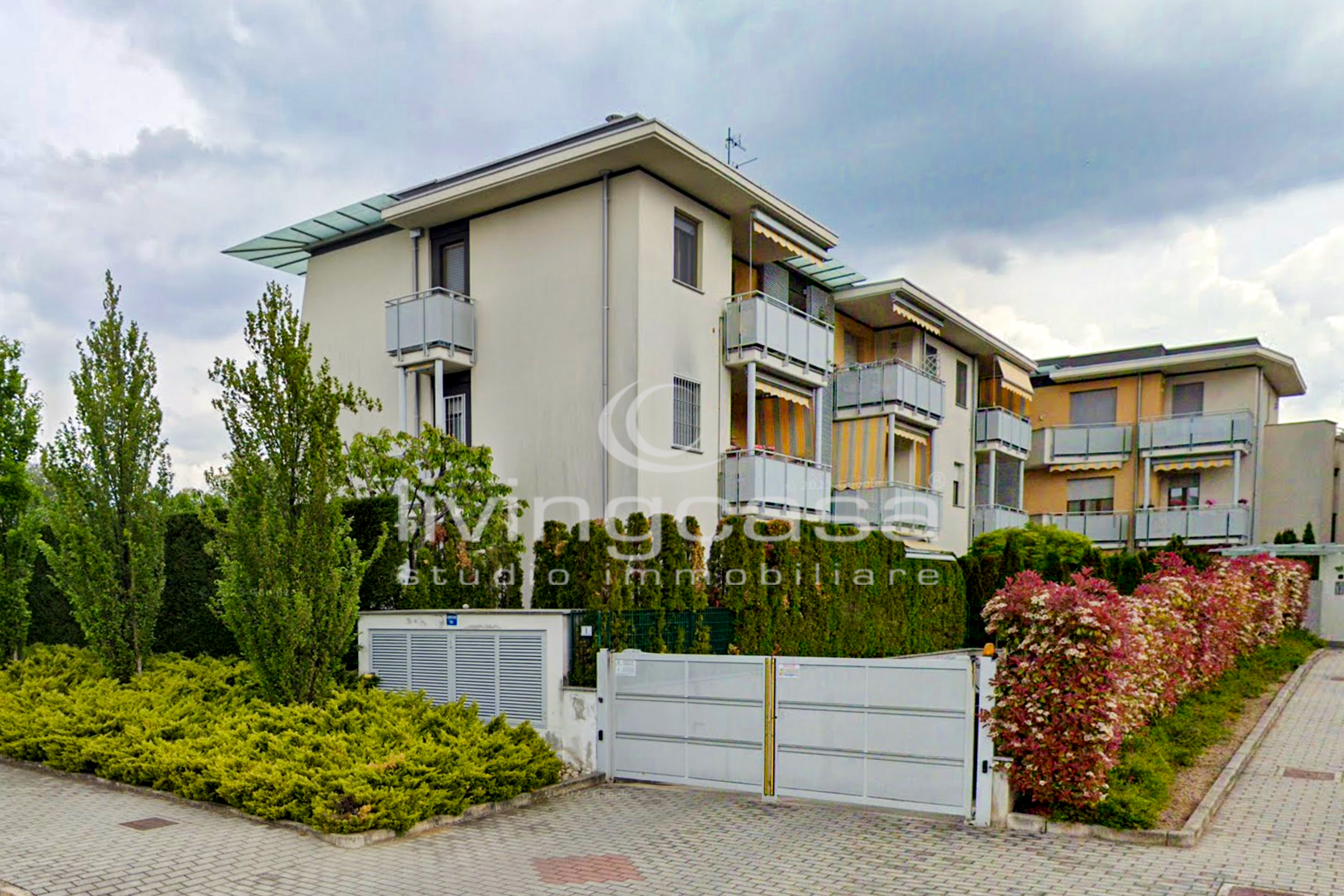 CENTRALISSIMO UFFICIO OPEN SPACE DI 122 MQ!!